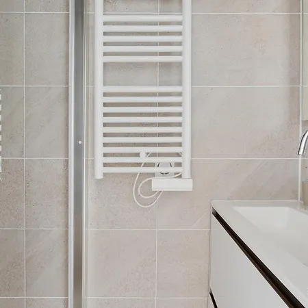 Fancy - 2br-6p - Gare De L'est Apartment *