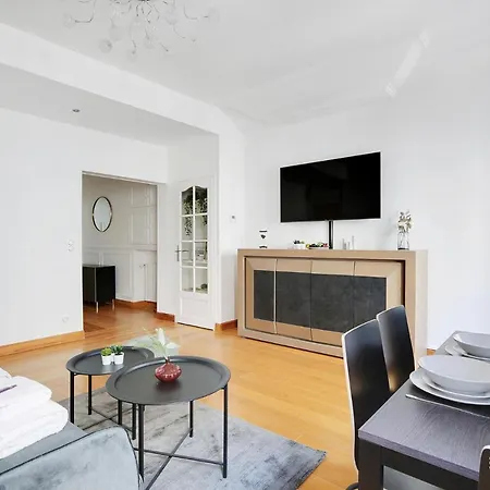Fancy - 2br-6p - Gare De L'est Apartment